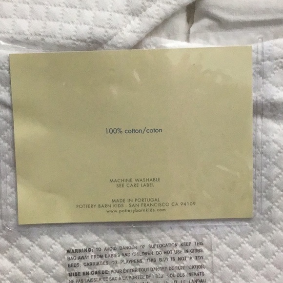 POTTERY Barn Kids diamond matelassé crib bed skirt - Picture 4 of 7